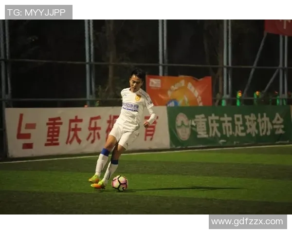 重庆劲浪足球队邓博升的成长历程与未来展望解析